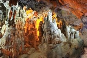 Visit Bulak Mencilis Cave